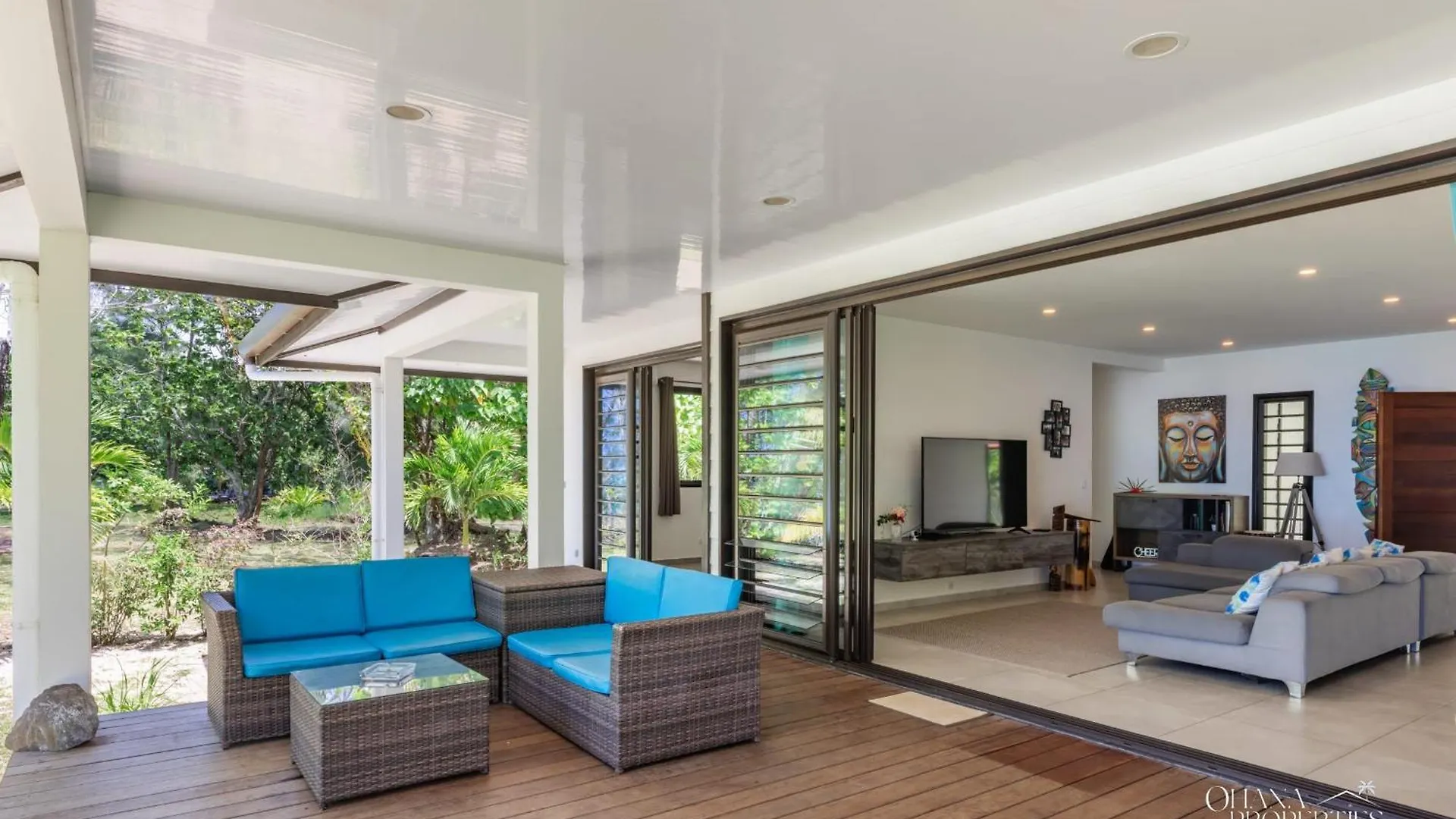 Villa Tiahura - 3Br Beachfront Villa Hauru 0*,